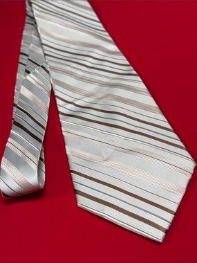 Calvin Klein silk tie!